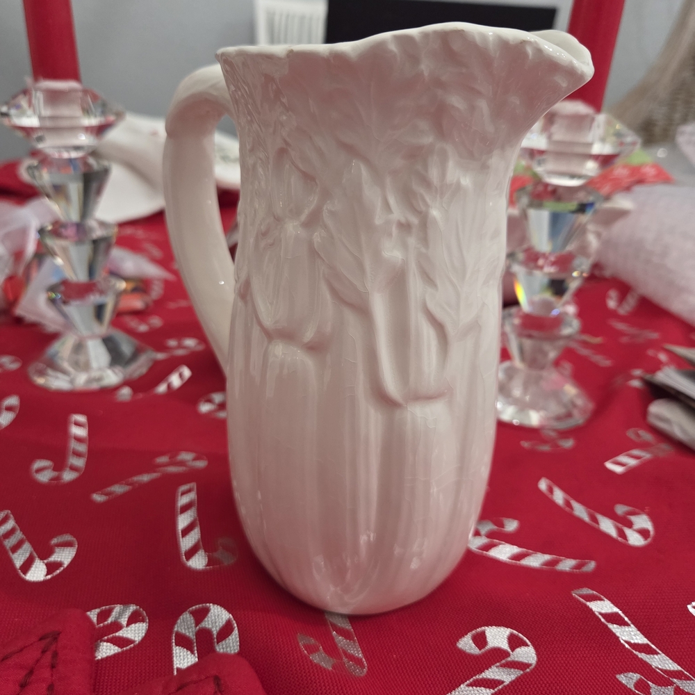Vtg Elegant White Sylvac Art Deco Relief Celery Pitcher #5033